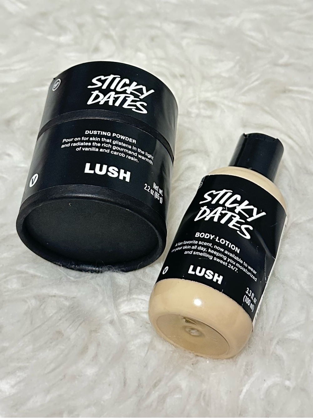 Lush Sticky Dates Dusting Powder and Body Lotion Set